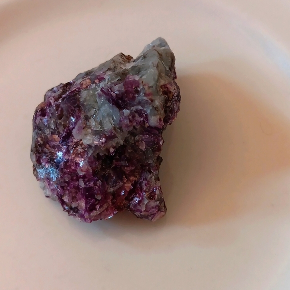 Natural Raw Lepidolite - Picture 1 of 6
